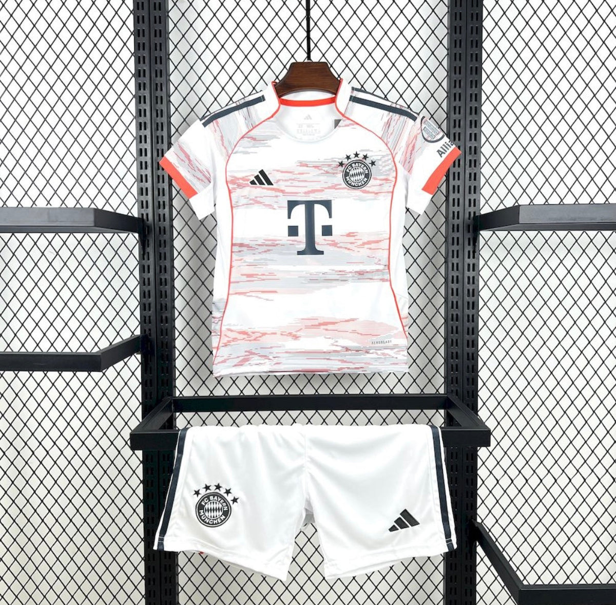 Kits Enfants FC Bayern 2025/26 Extérieur